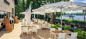 https://riverside-am-tegel-see.find-berlin-hotels.com